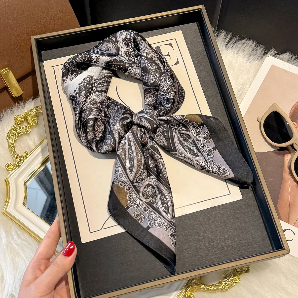 

Spring and Autumn NEW Paisley Square Scarf Women Satin Shawl Wrap Hijab Female Hair Luxury Headkerchief Sun Protection Bandana