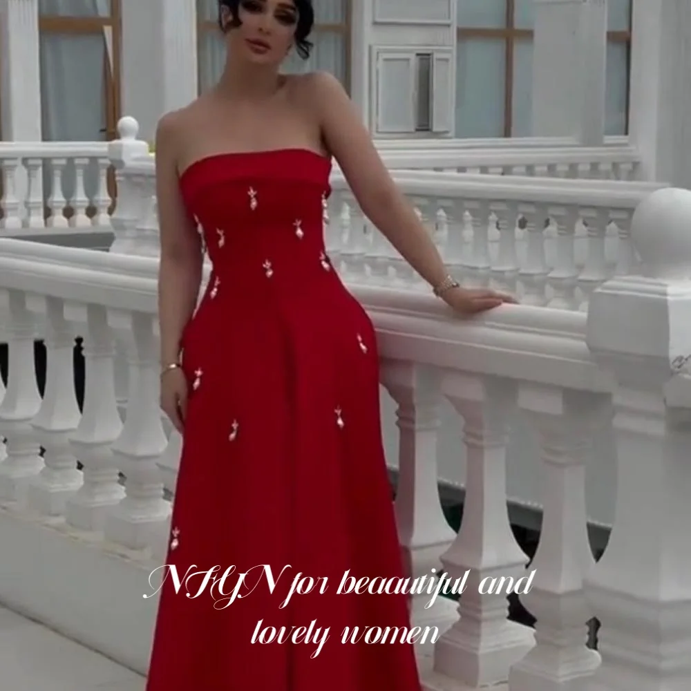 

NFYN Red Satin Party Dress Strapless Night Dresses with Pleats Sleeveless Evening Gown with Zipper Back Sweep Train Customized