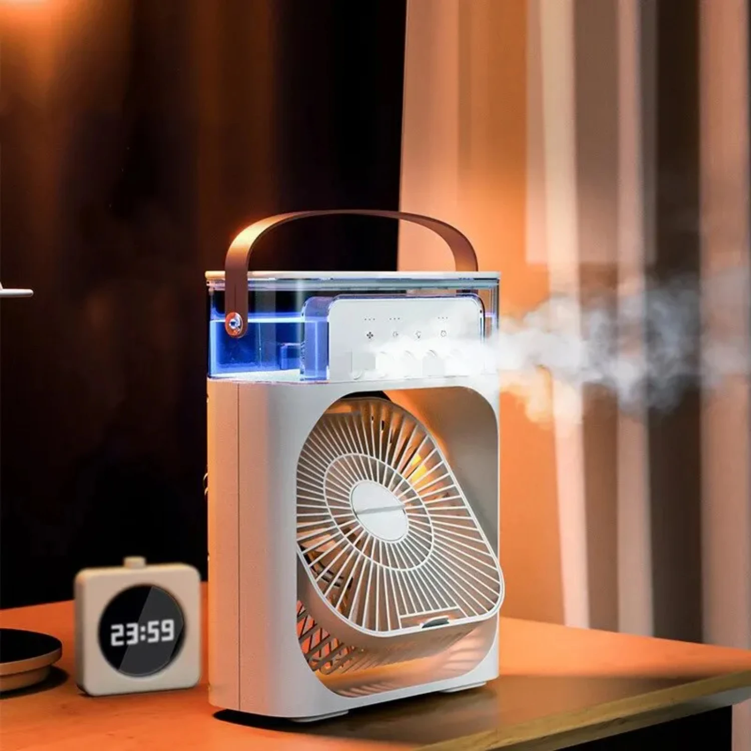 Nuovo resta comodo con il dispositivo di raffreddamento dell'aria fredda USB leggero e portatile: funzionamento morbido, silenzioso e fresco, ventilatore da tavolo dal design a 5 fori