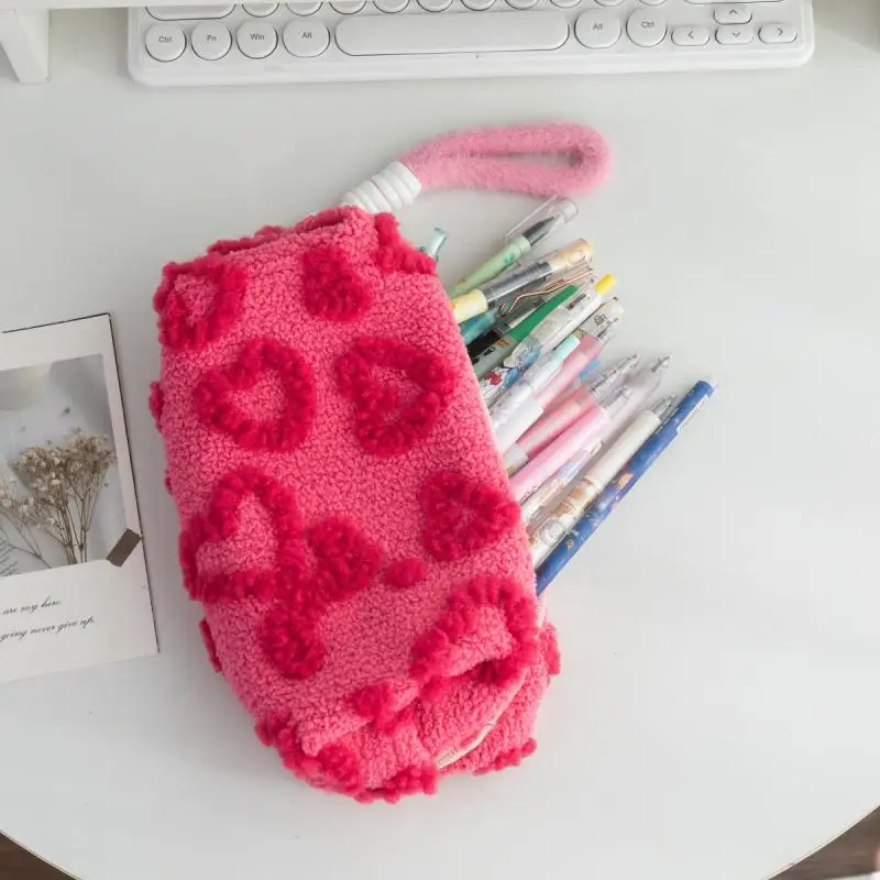 1 Piece Cute Plush Makeup Bags For Women Pink Red Color Heart Cosmetic Bags With Lanyard Girl Large Capacity Travel Organizer