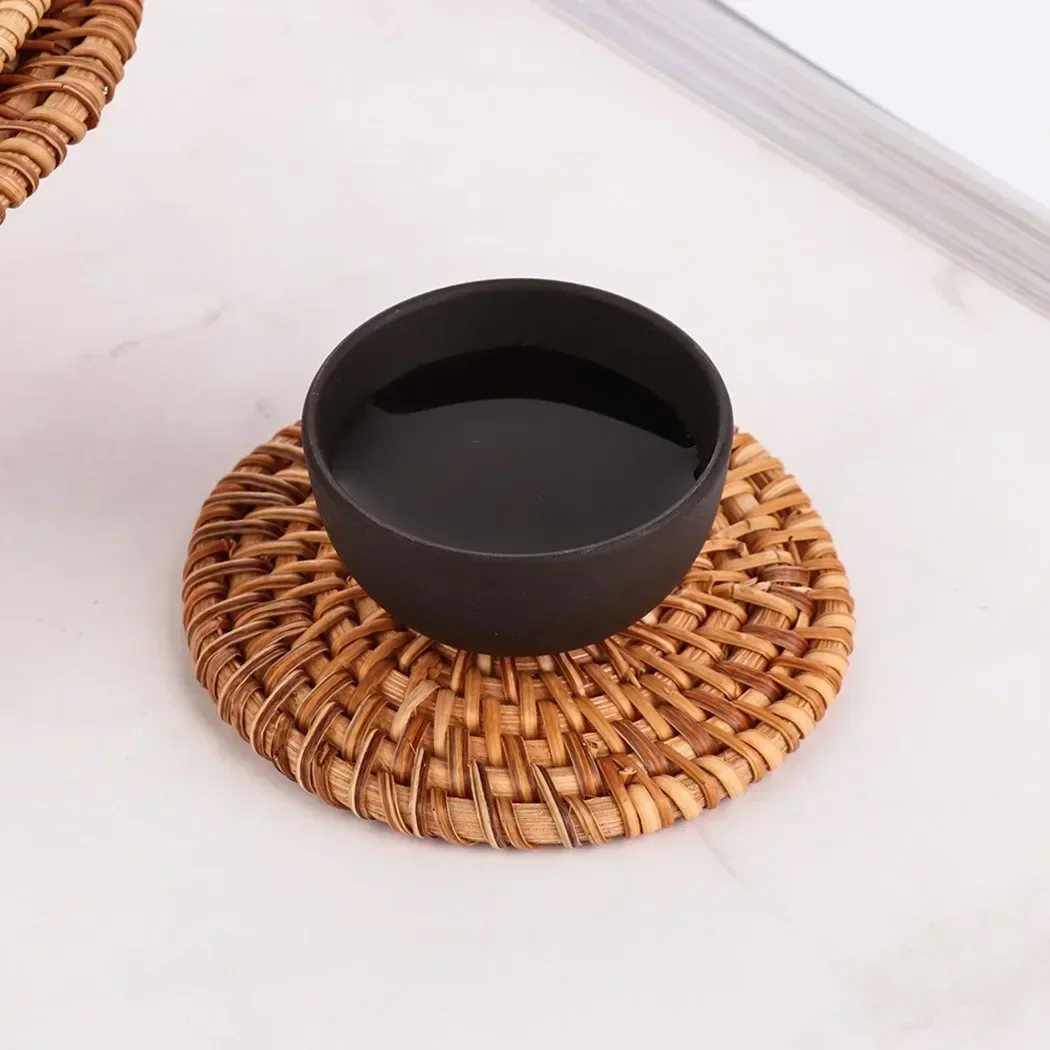 天然の丸い籐コースター,飲料断熱材,手織り,お茶のランチョンマット,キッチンアクセサリー,1個