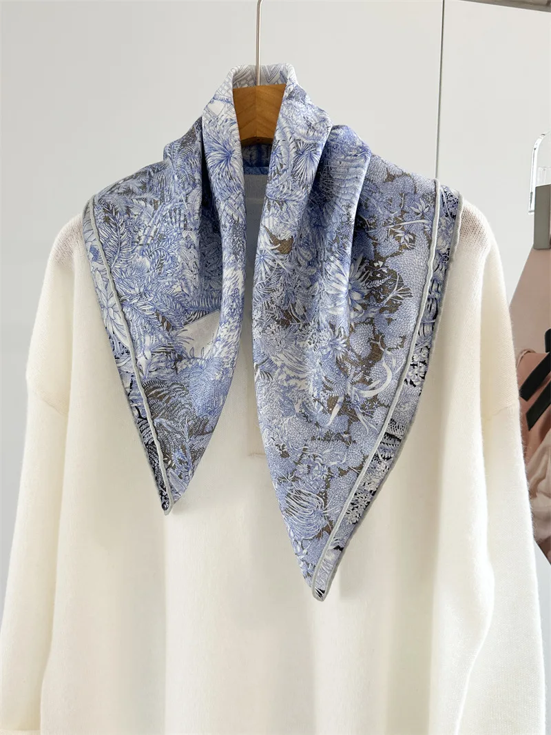 

Double Face Small Scarf 65CM Hand Rolled Edges Scarfs Luxury Designer Scarfs Silk Wool Shawl Christmas Gift Neck Decoration