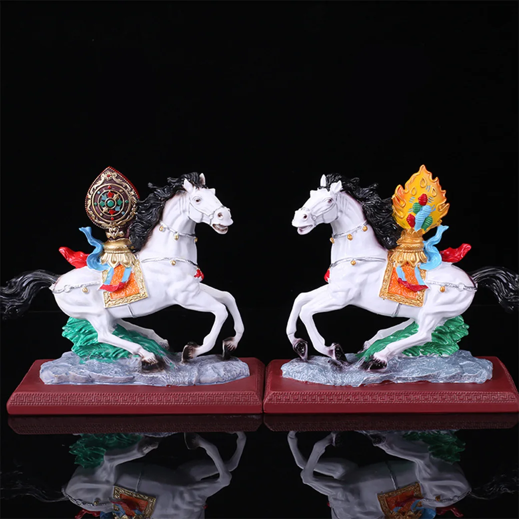 

Handmade painted Buddha front supplies, auspicious horse ornaments, resin crafts, and home ornaments for the worship of Tantric