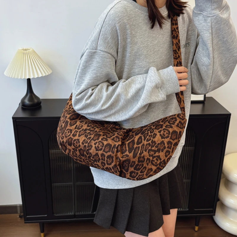 

Elegant Women Luxury High End Shoulder Bag Fashion Leather Tote Handbag Daily Crossbody Wear