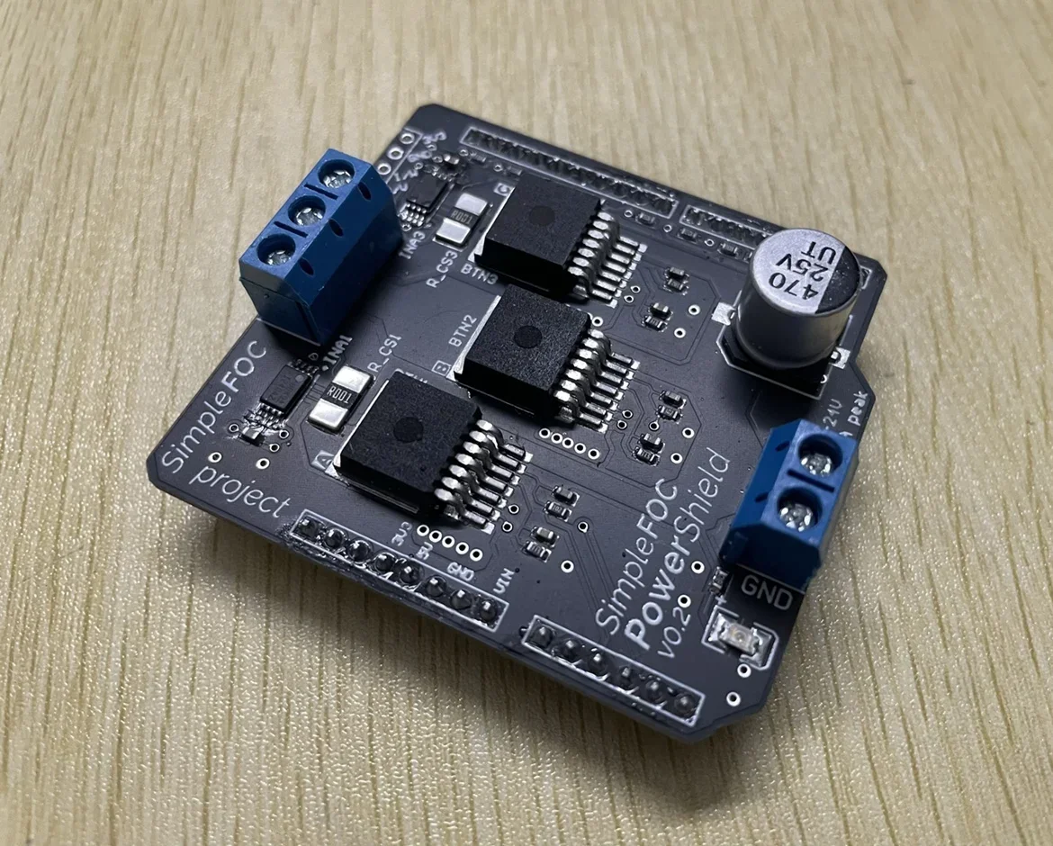 

Простая силовая пластина FOC для бесщеточного двигателя rduino