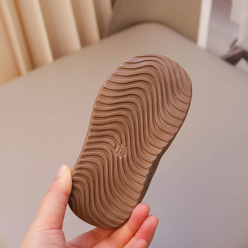 Scarpe da passeggio imbottite per bambini 0-6 anni Neonati maschi Scarpe da ragazza calde e addensate Scarpe invernali per cento antiscivolo in cotone per bambini