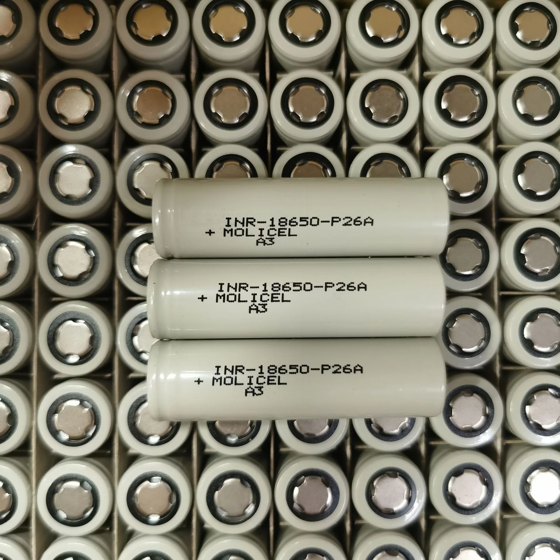 50~100PCS/LOT Molicel 18650 2600mAh Battery INR18650-P26A 3.7V Rechargeable li ion Batteries 35A Discharge Low-temperature