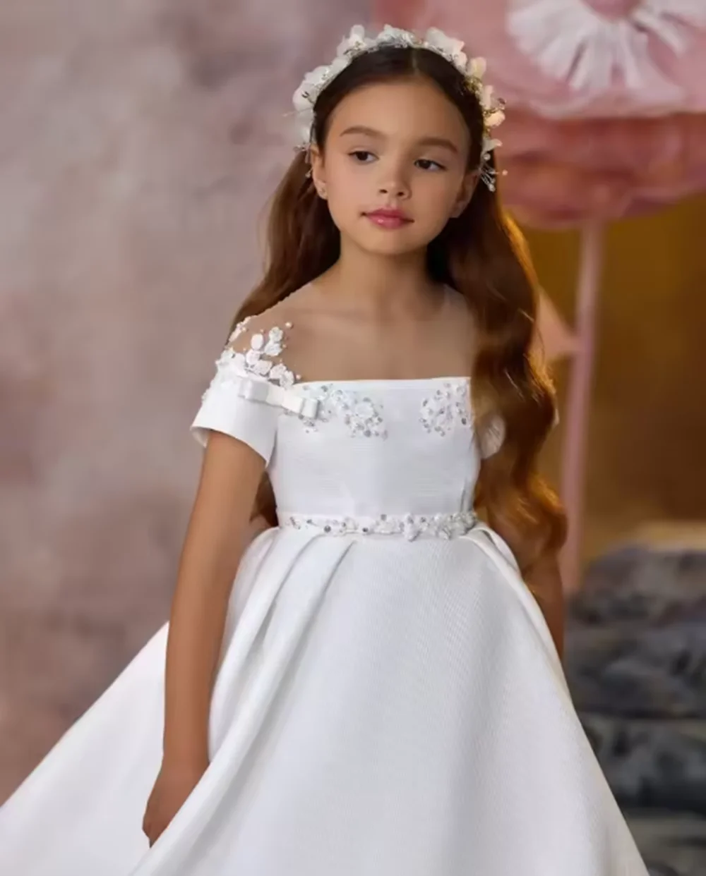 فساتين فتاة الزهور البيضاء لحفلات الزفاف من الساتان بطول الأرض للفتيات الصغيرات فستان حفلات للأميرة فساتين التواصل الأول