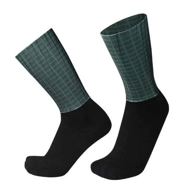 Pro New Socks Team Aero Anti Slip Silicone Cycling Socks Men Bicycle Sport Running Bike Socks Calcetines Ciclismo