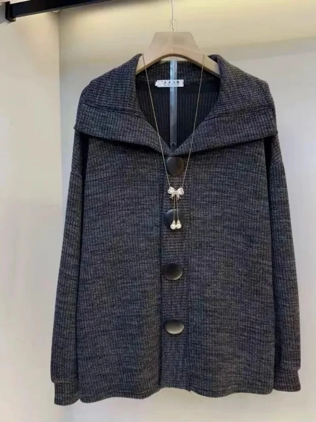 

Женский корейский свободный вязаный кардиган больших размеров, осенне-зимний модный свитер-жакет для полных девушек