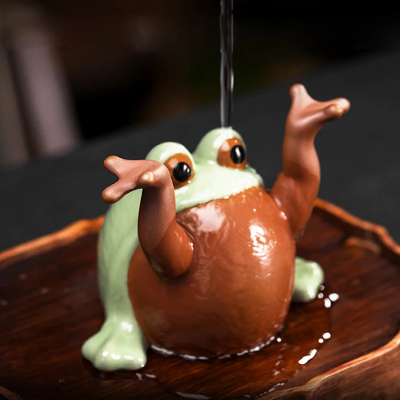 

Household Ceramic Frog Tea Pet Kung Fu Tea Cup, Anti Scalding Special for Chinese Tea Making in Office Tea Set