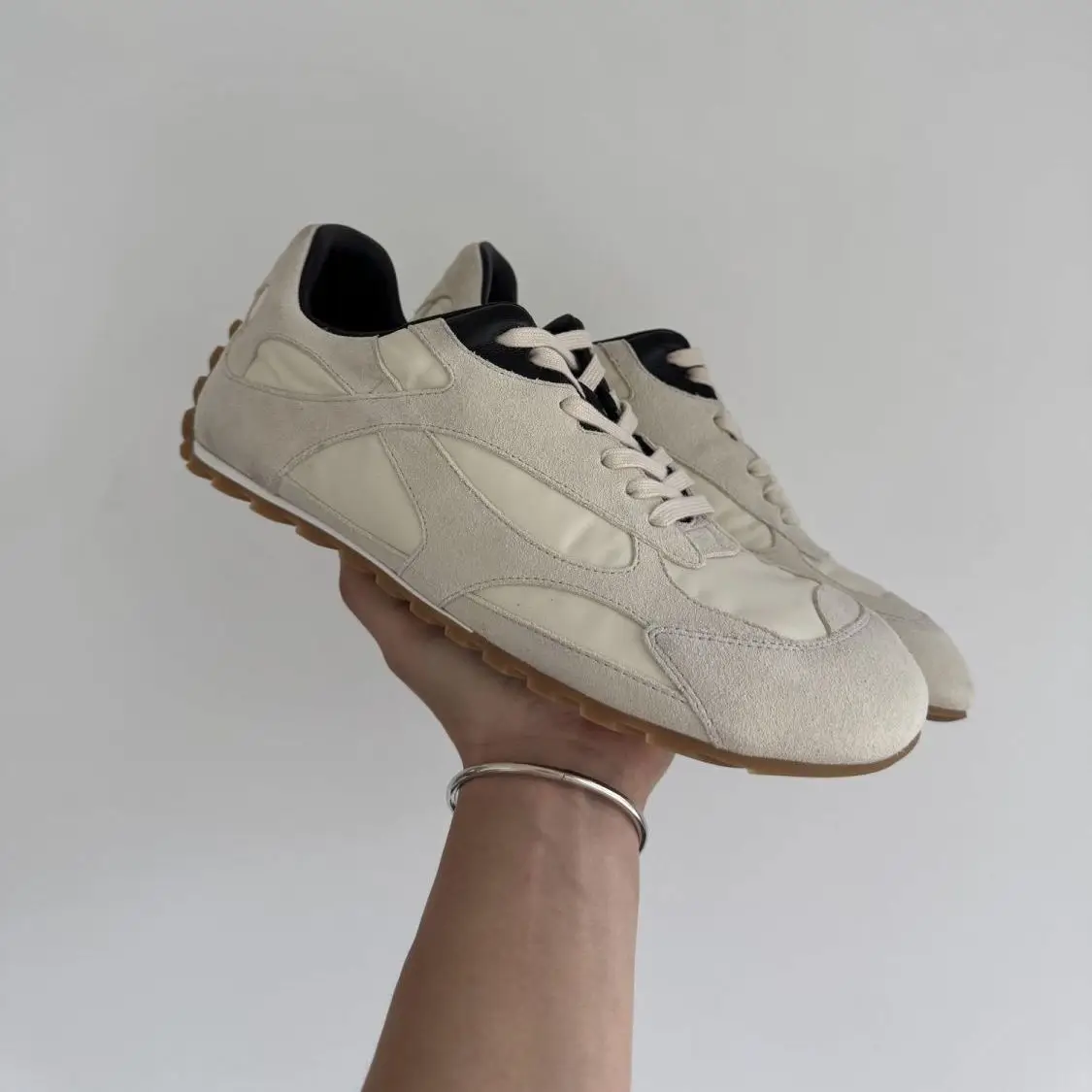 New 2025 Unisex Breathable Anti-friction Walking Shoes Lightweight Wearable Walking Shoes Walking Shoes Very Good