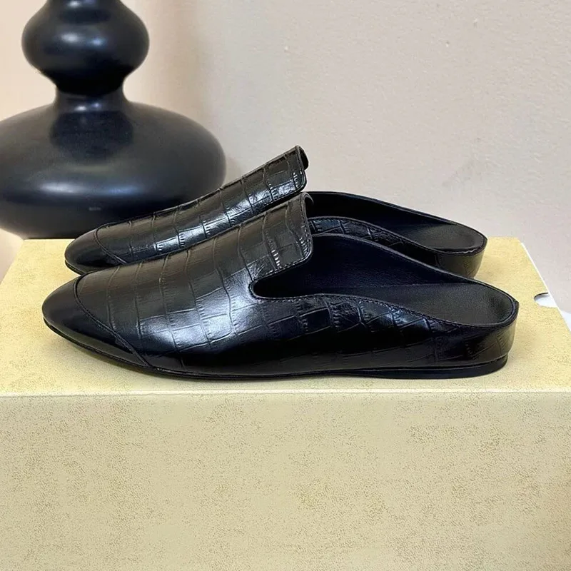 Half Slipper Slippers Summer Women Retro Versatile Flat Bottom Closed Toe Slippers Genuine Leather Embossed Design Lazy Mules
