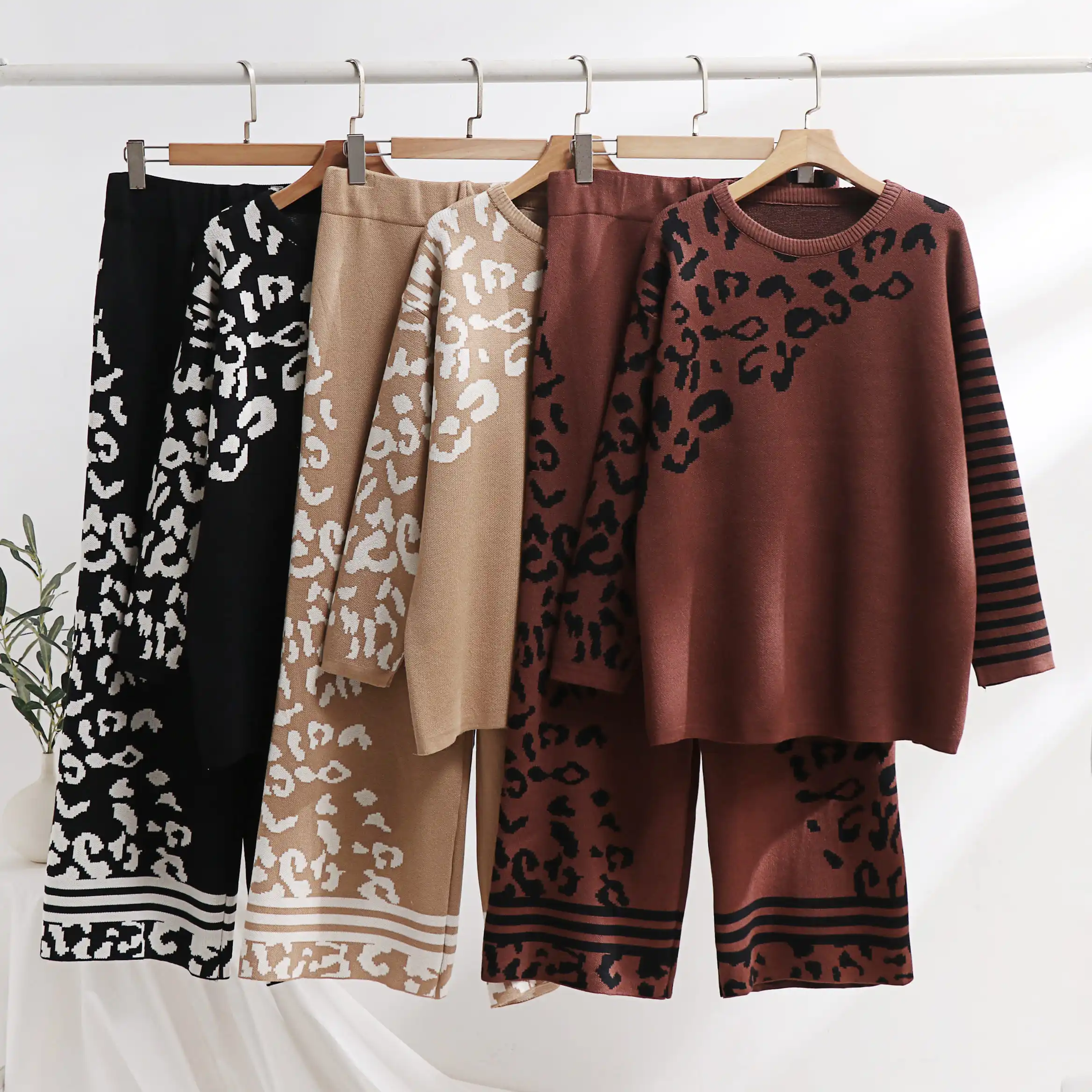 Leopard Print Jacquard Knitted Two-piece Sets Women Thick Autumn Winter Loose Sweater Top Straight Pants Suits Female Outfits