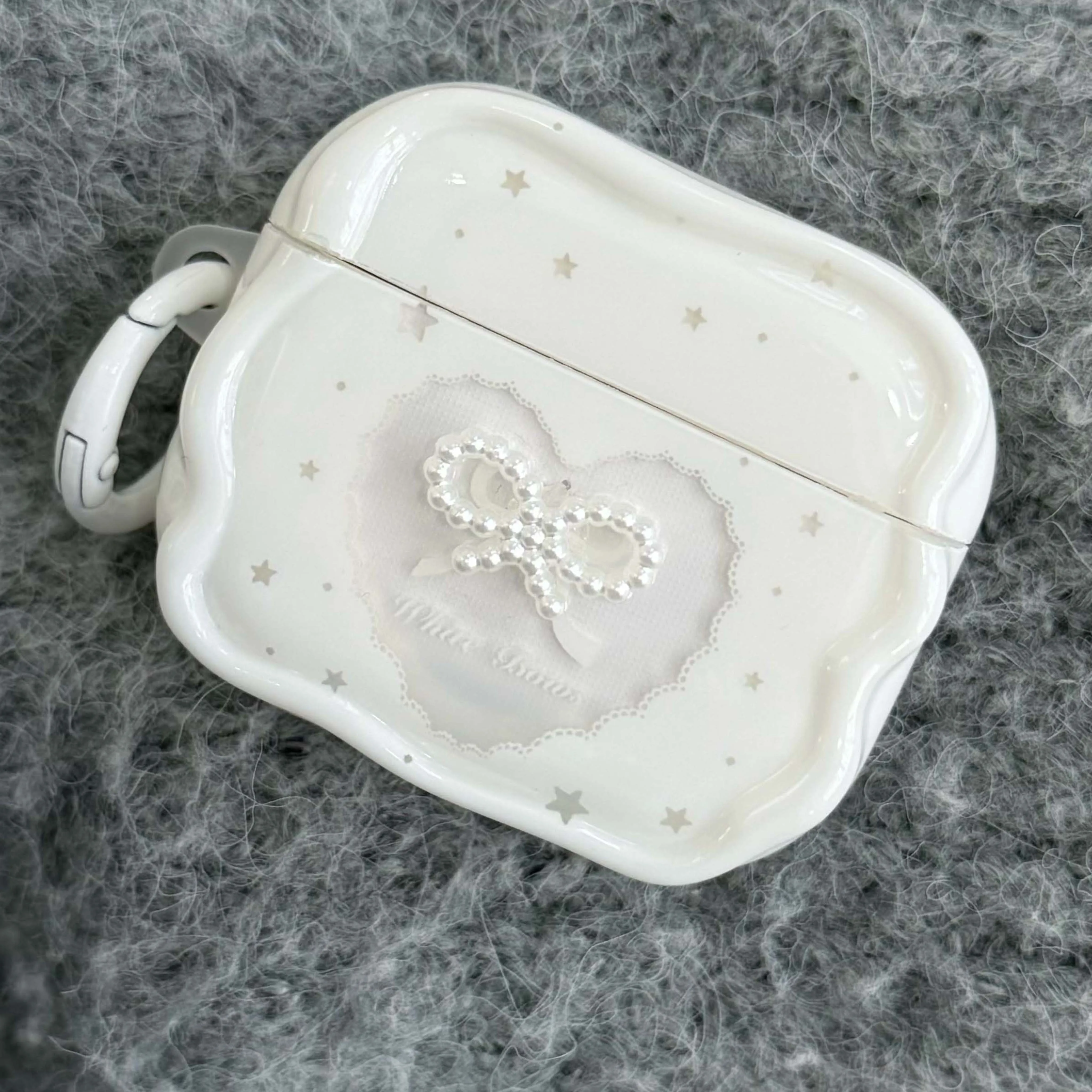 Weiße 3D-Schleife, Liebesherz, gewellt, stoßfest, kabellose Bluetooth-Ladebox für Apple Airpods 3, 4, Pro, 2. 2, 1 Capa