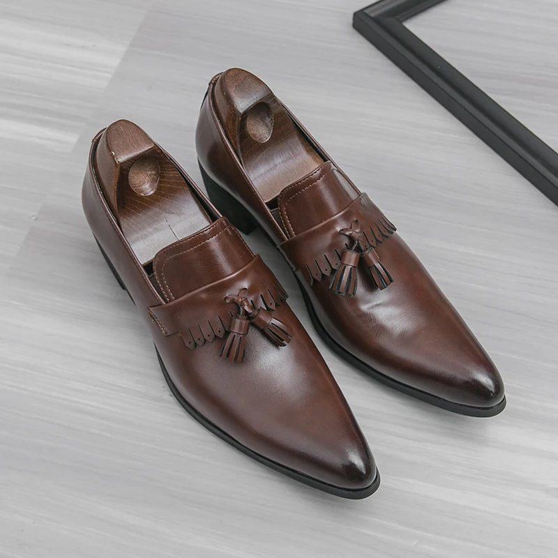 

Men Chelsea Shoes PU Solid Color Tassel Decoration Business Formal Pointed High Heels Men Shoes