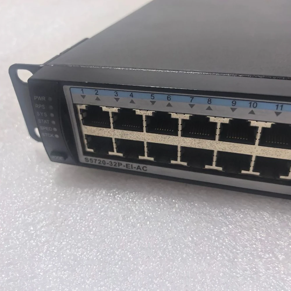 

Для Huawei Full Gigabit Switch с 48 электрическими портами, 4 оптическими портами и 2 QSFP S5720-32P-EI-AC