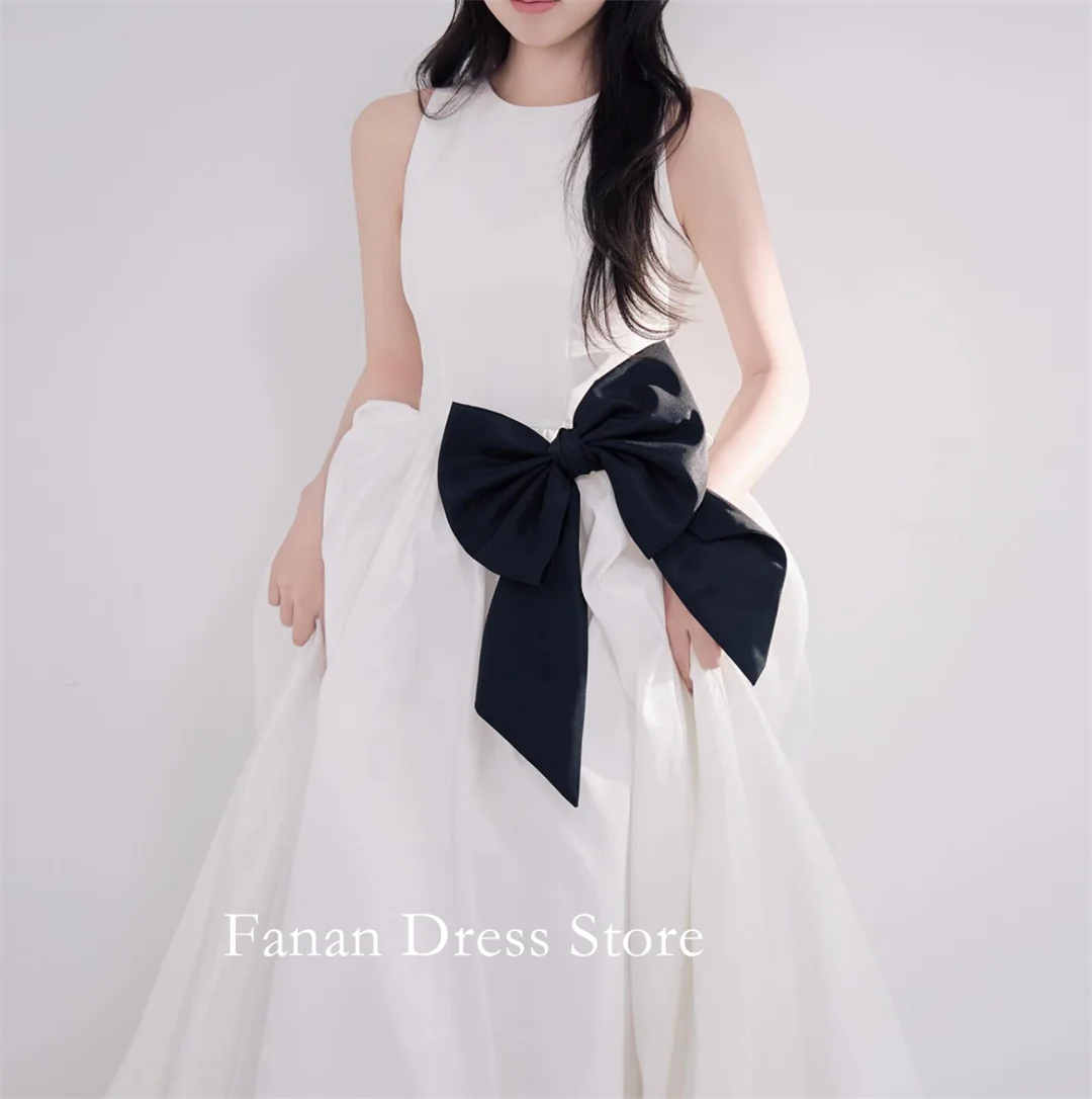 Fanan O-Neck Ivory A-Line ชุดแต่งงานที่กําหนดเอง Taffeta ความยาวชั้นง่ายชุดเจ้าสาว Vestidos De Novia