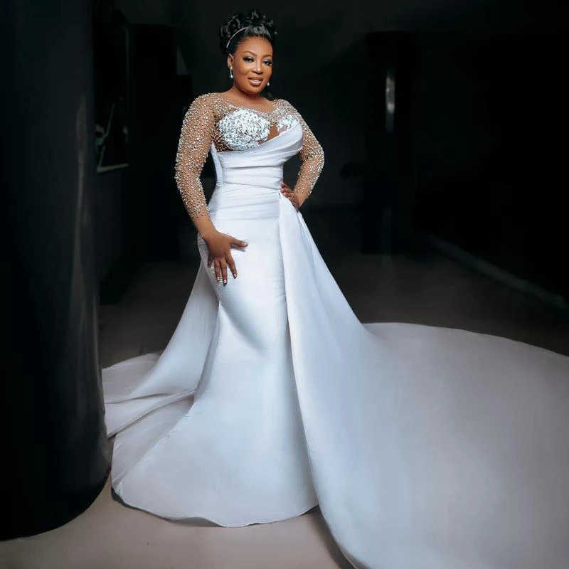 Dostosowane suknie ślubne Aso Ebi Plus Size Trumpet dla panny młodej Shinny Beads Długie rękawy Ogrodowa suknia ślubna z odpinanym trenem