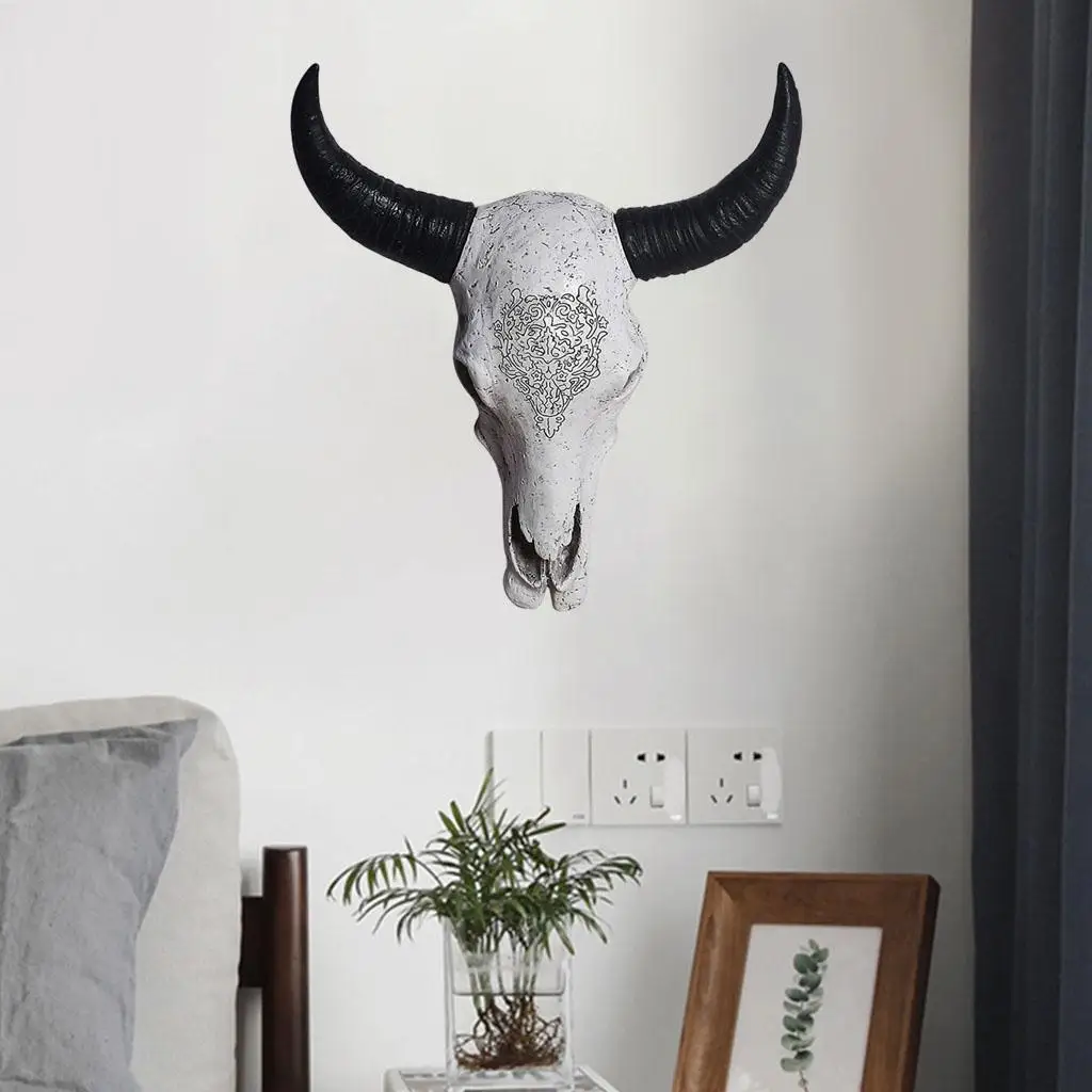 Resin Cow Head Wall Hanging Decor 3D Animal Wildlife Sculpture Figurines Crafts Horns for Living Room Home Decor
