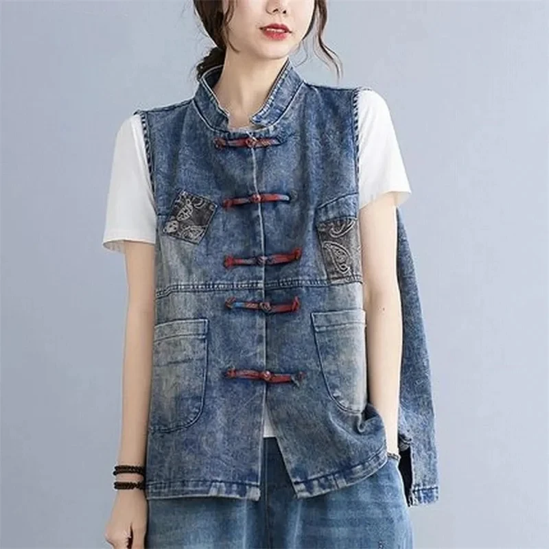 

2024 New Spring Autumn High Quality Retro Cowboy Vest Jacket Women Large Size Denim Sleeveless Coat Short Waistcoat Top Ladies