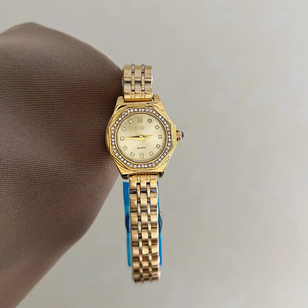 New Gold Women'S WatchOctagonal Steel Band Fashionable Small Dial Ladies' Luxury Wristwatch, Vintage Timepiece, Quartz Movement.