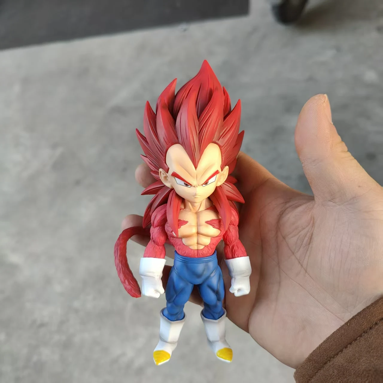Dragon Ball Super Saiyan Super Four Vegeta versión Q figura de acción coleccionable juguete ornamental hecho a mano para regalo de muñecas circundantes