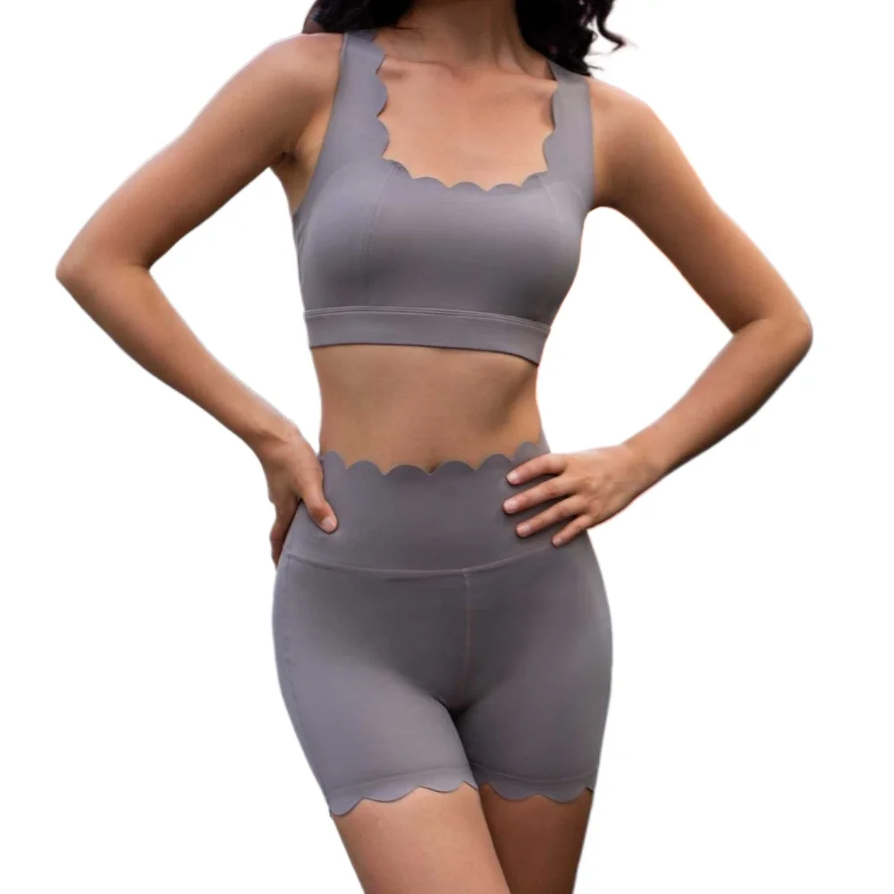 

Breathable Skin-Friendly Fitness Two-Piece Set Square Collar Tight Yoga Suit High-Waist Lace Shorts