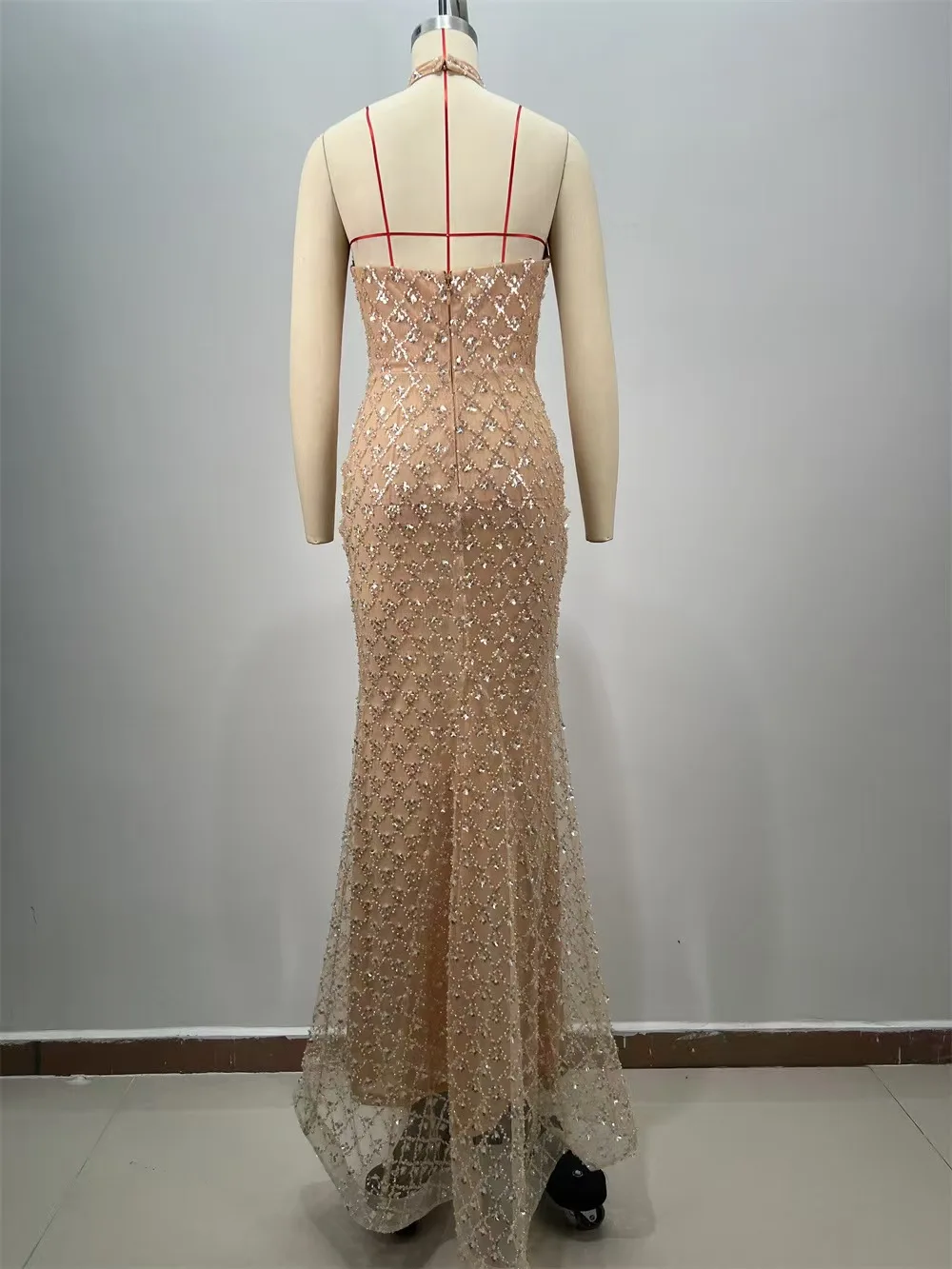 VC Beige Halter Mermaid Long Dress Key Hole Backless Sequins Sleeveless Celebrity Maxi Evening Party Gowns Vestidos