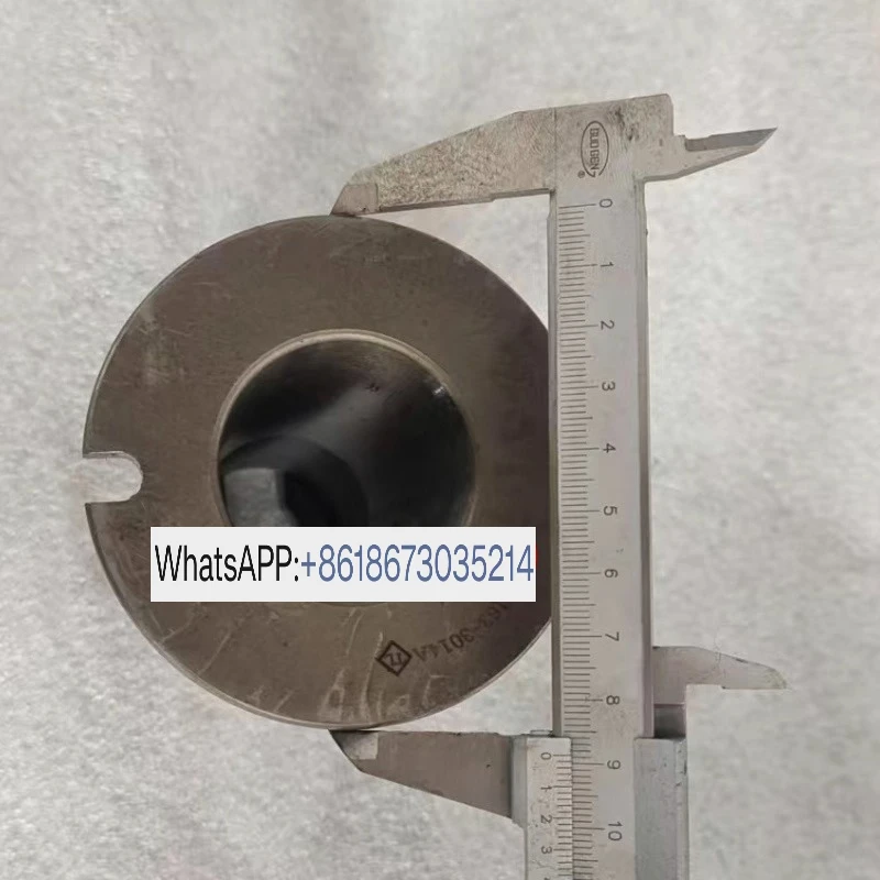 

CW6163/CW6180 Втулка задней бабки токарного станка Втулка переменного диаметра Внутреннее отверстие Коническая втулка MT5 6 становится 5