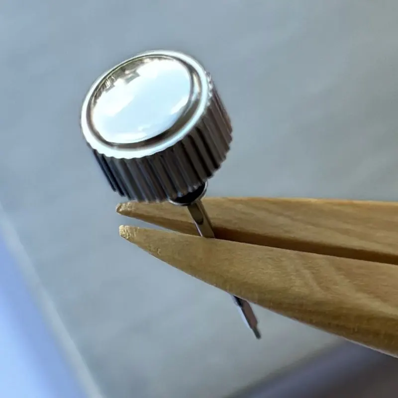 

Запчасти для часов: Коронки из нержавеющей стали SKX007/SKX009/SKX011 с осью механизма для механизмов 4R35/4R36