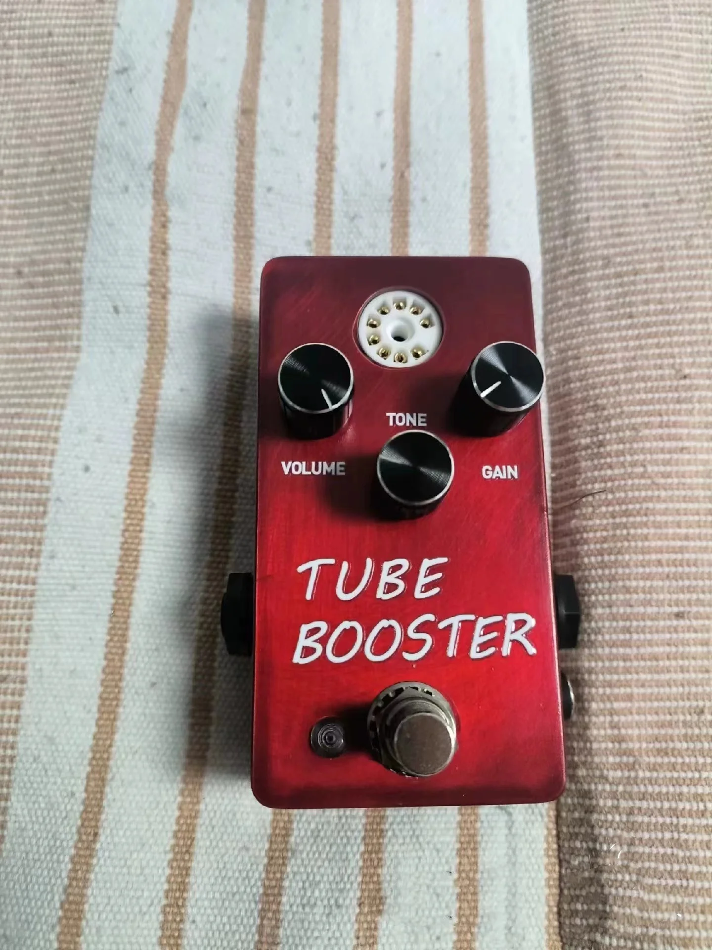 

LILT guitar effect pedal tube booster