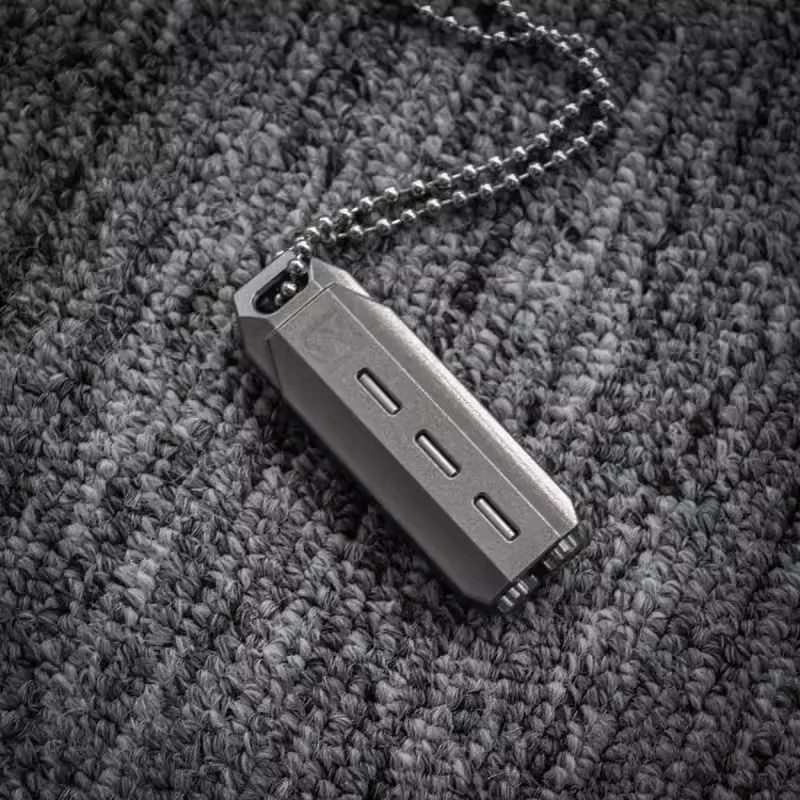 

Titanium Alloy Mini Necklace Waterproof Warehouse EDC Portable Waterproof Box Medicine Box Capsule Bottle Pendant