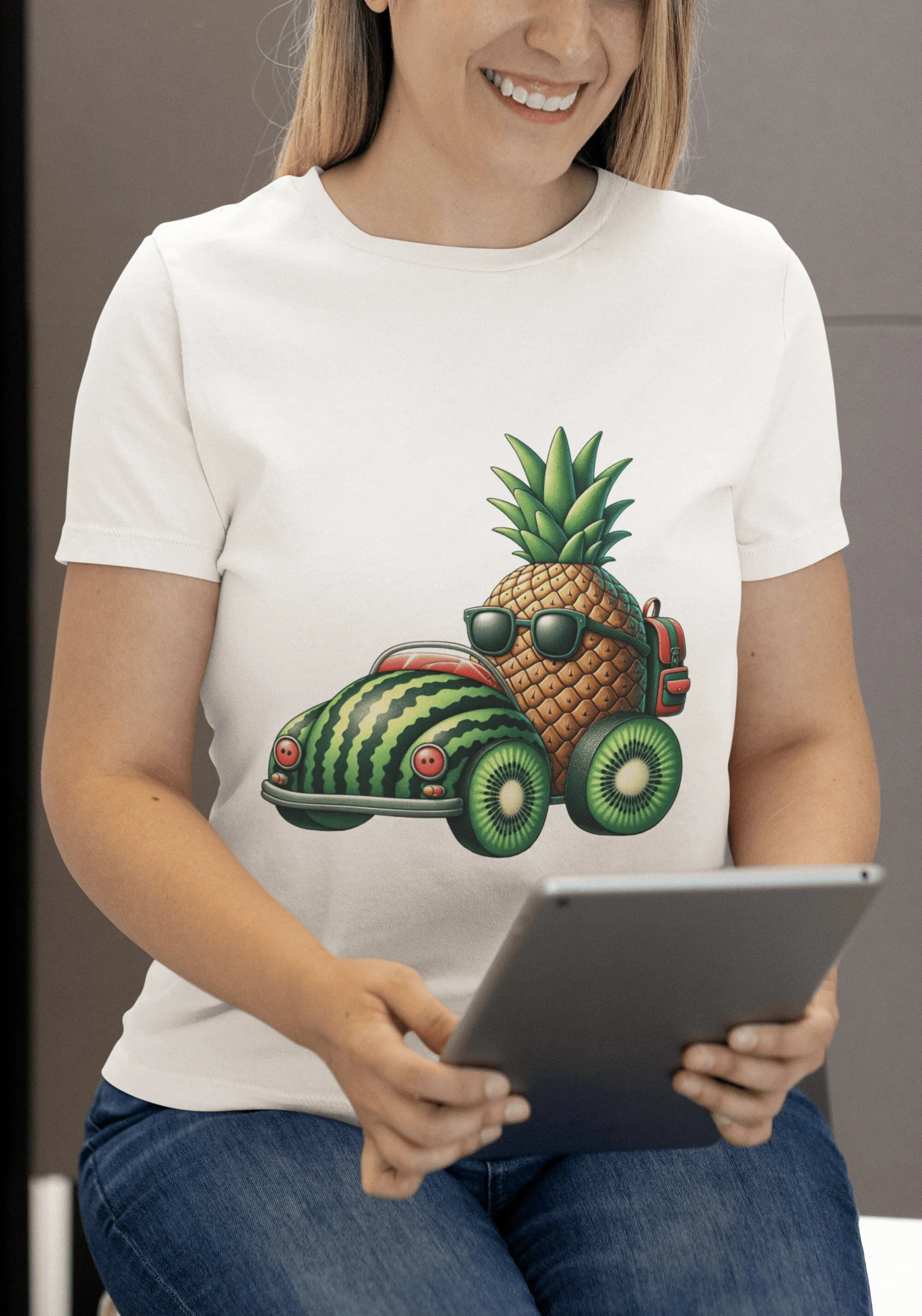 Веселая футболка с тропическим принтом ананаса, солнцезащитных очков, арбуза, автомобиля, принт для летних вечеринок, пляжных дней, топ для любителей фруктов