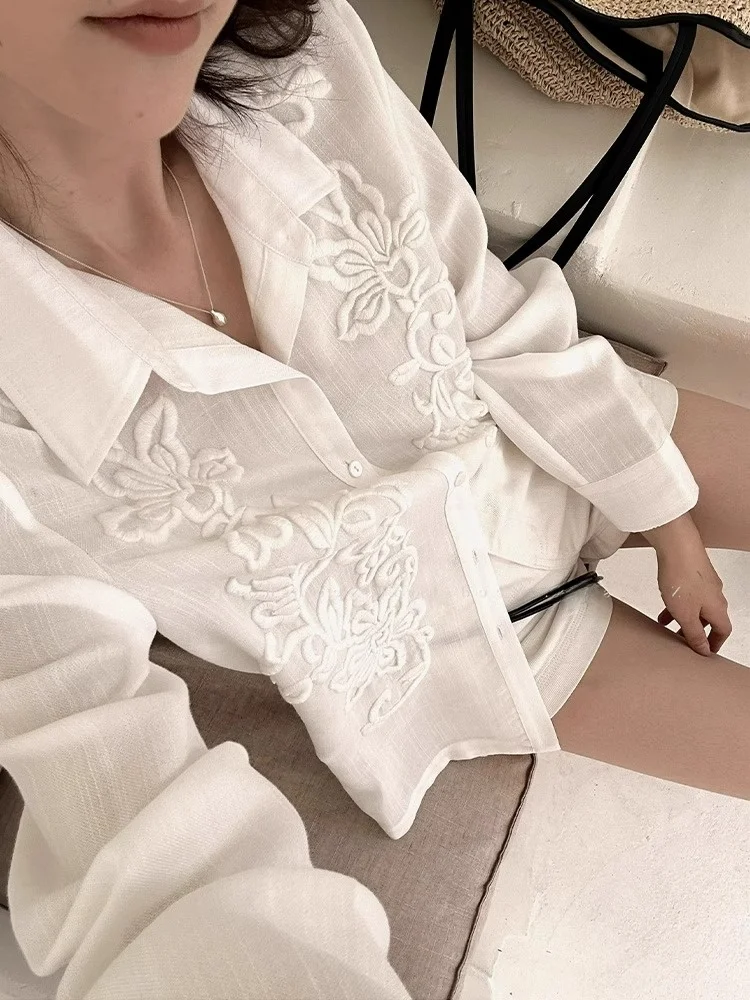 Ele Embroidered Long Sve Loose irt Faionable Simple Design Korean Sle Polyester Women's Premium Quali Top