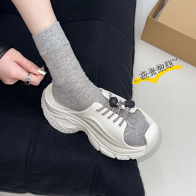 الصنادل النسائية 2025 جديد قصير سميك الراحة لطيف منصة النعال الصيف سميكة القاع القوس صندل خشبي الوجه يتخبط النساء #3