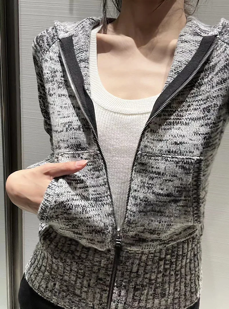 Veste pull à capuche contrastée, Design Floral, couture en fil, vêtements de Style coréen, haut Cardigan en tricot Slim, début d'automne