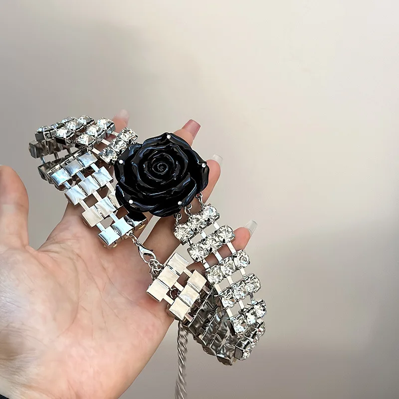 2025 New Rose Flower Necklace for Women Girls Fashion Vintage Elegant Chunky Chain Clavicle Chain Necklace Jewelry Gift