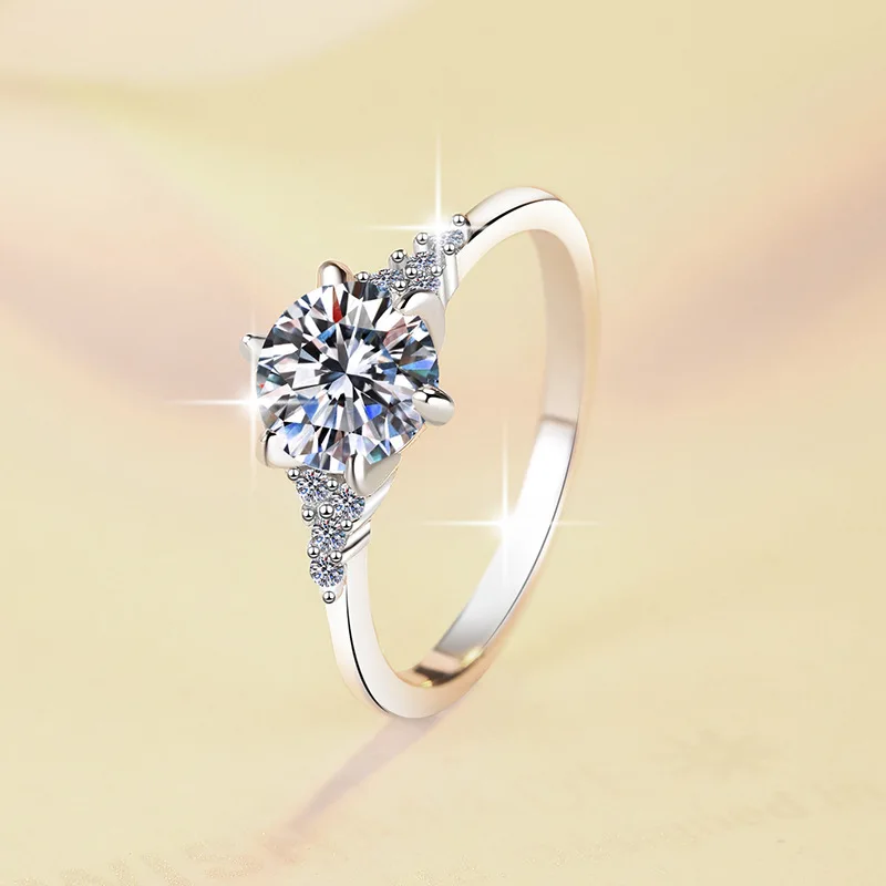 

1Ct Moissanite Round Six-Prong Ring Women's PT950 Platinum - Gentle six-prong, understated luxury, thoughtful confession gift