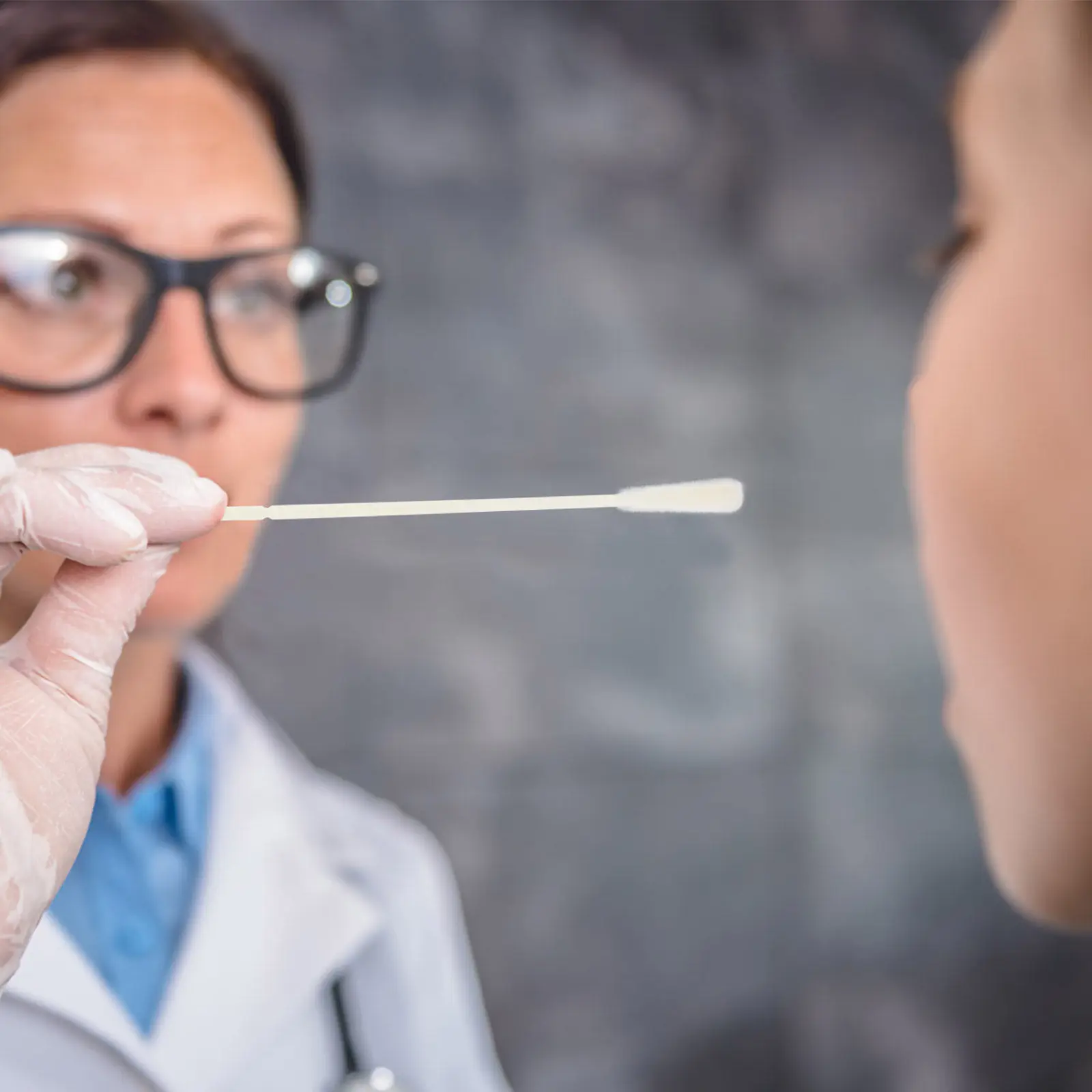 50-conjuntos-de-swabs-para-faringe-portateis-multifuncionais-para-coleta-de-amostras-de-garganta-suprimentos-descartaveis-para-coleta-segura-e-pratica