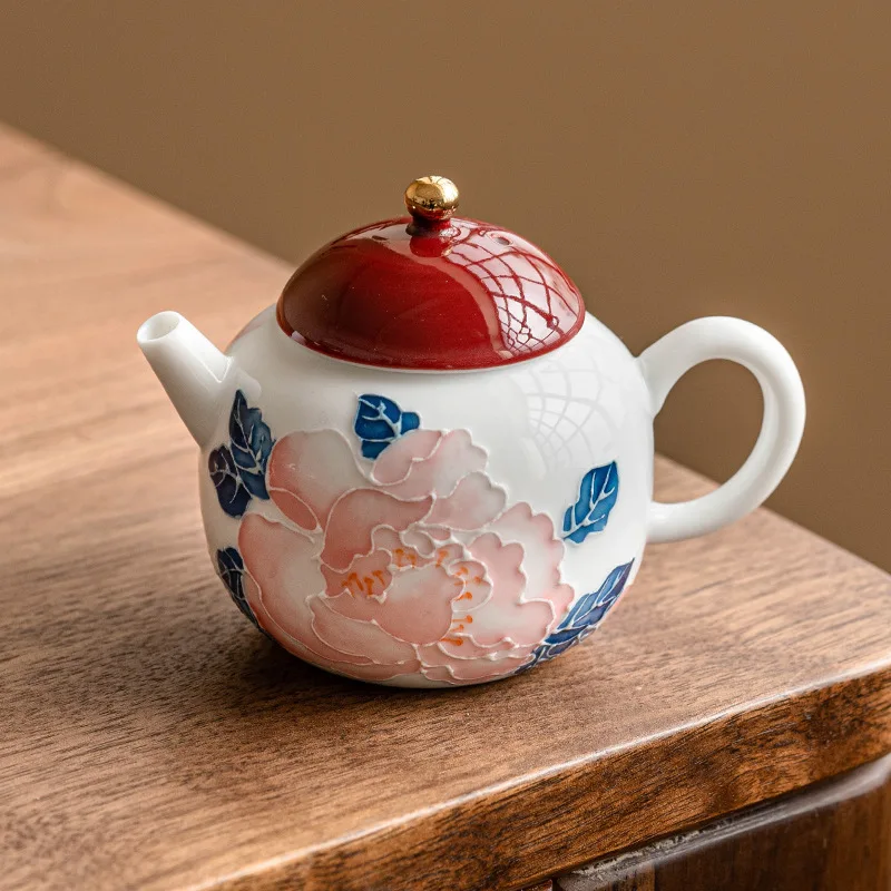 theiere-en-ceramique-haut-de-gamme-de-110-ml-peinte-a-la-main-avec-des-motifs-de-pivoines-dorees-petite-theiere-pour-la-preparation-du-the-kung-fu