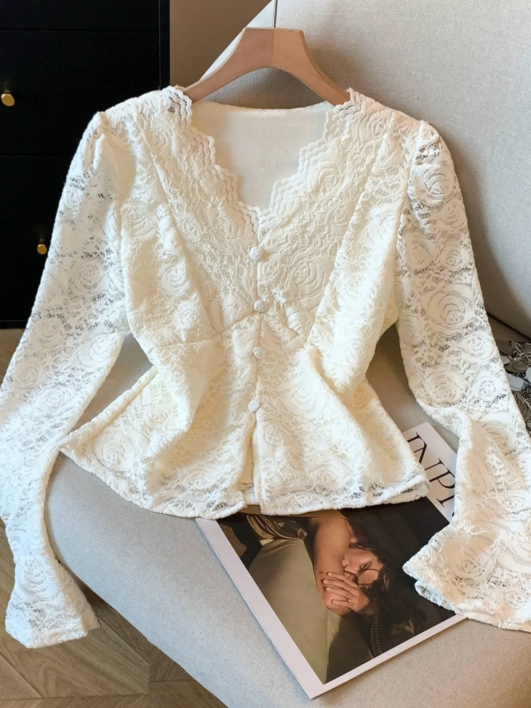 

Fce Lined V-Ne Lace Base irt Women's Autumn Winter Slimming ort Sle Korean Version Commute Sle Knitted Top