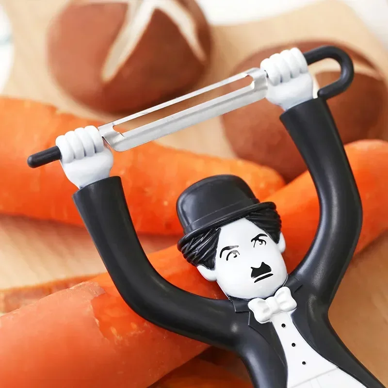 Creative Plastic Characters Peeler Fruit Vegetable Potato Chaplin Cutter Knife Cooking Tools Kitchen Gadgets Accessories 1pc