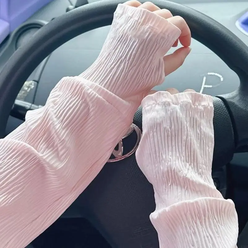 

Cooling Sun Protective Arm Covers Breathable Arm Sleeves Sport Accessory Stretchy Comfortable Quick Drying Armwear