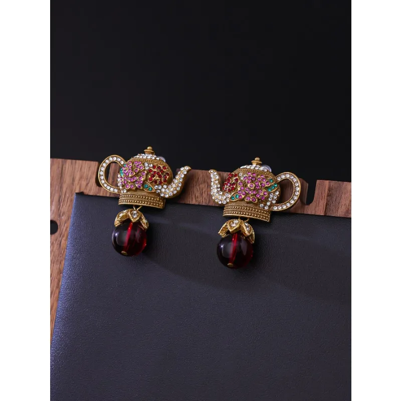 Retro Old Style Pink Cup Shape Earrings Palace Medieval Vintage Earrings Flowers Carving Earrings