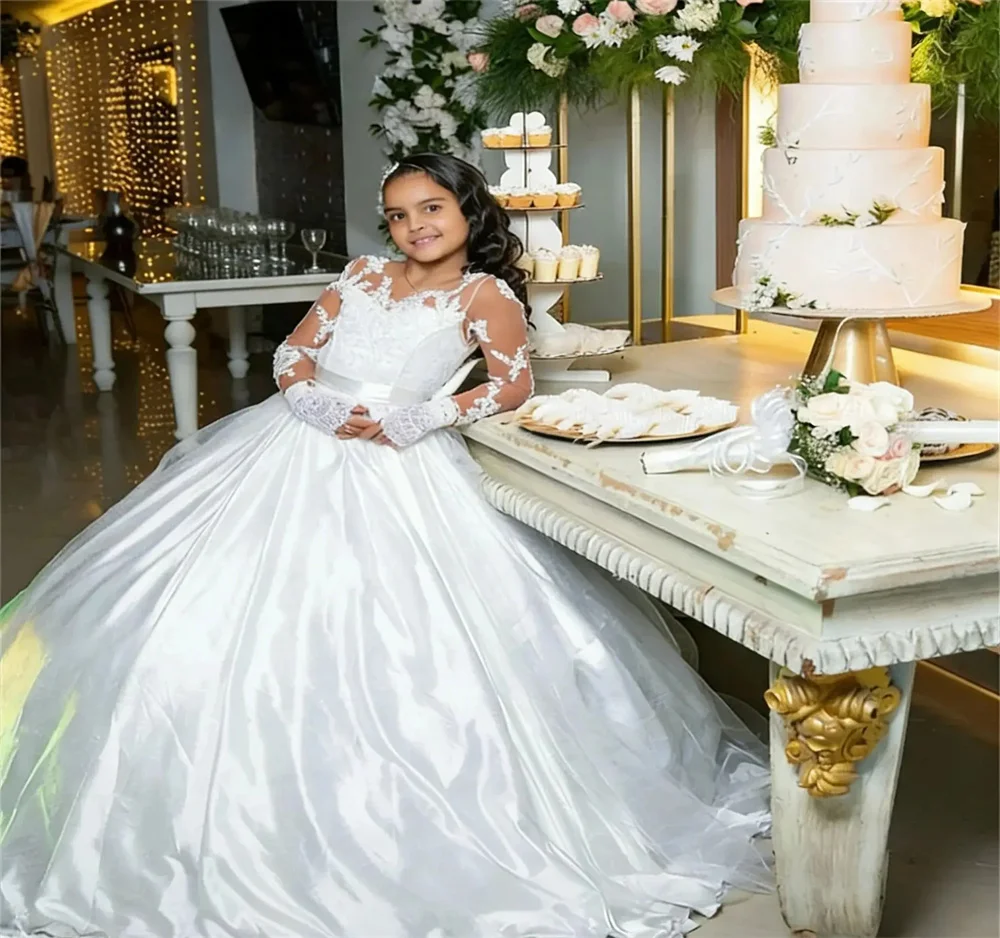 

Elegant Long Ball Puff Princess Dress For Girl Appliques Luxury Customized Pleat First Communion Dress New 2026