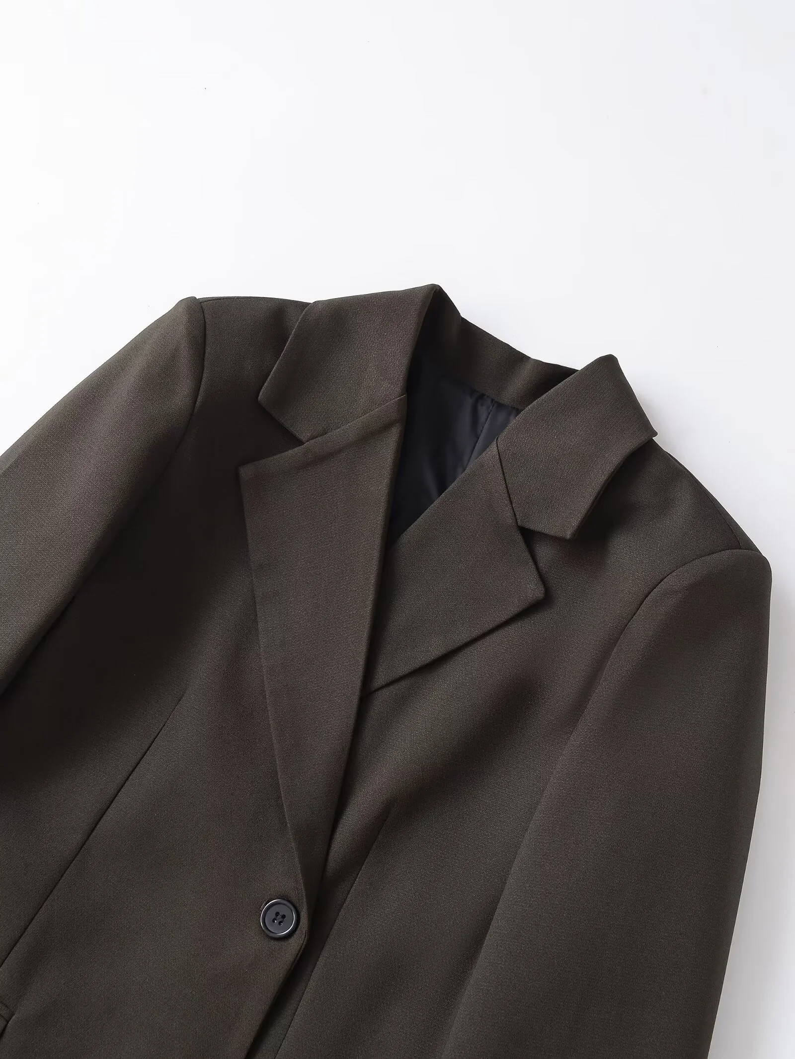 2025 hiver nouveau femmes décontracté mode Simple Style de déplacement polyvalent bouton unique Slim Fit Blazer