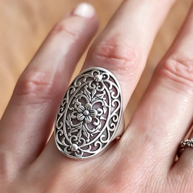 Bohemian Style Vintage Hollow Out Floral Textured Ethnic Ring for Women Artistic Elegant Banquet Festival Fine Jewelry Accessory