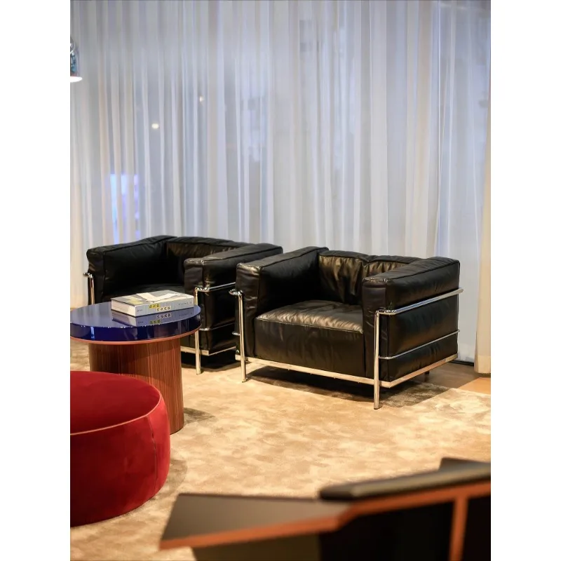 

Corbusier LC3 sofa, single sofa
