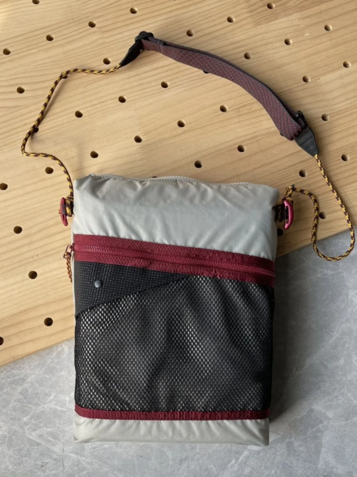 

Ultra-Light Outdoor Casual Crossbody Bag ex Portable Single oulder Sling Bag External Hanging Bag for Youth
